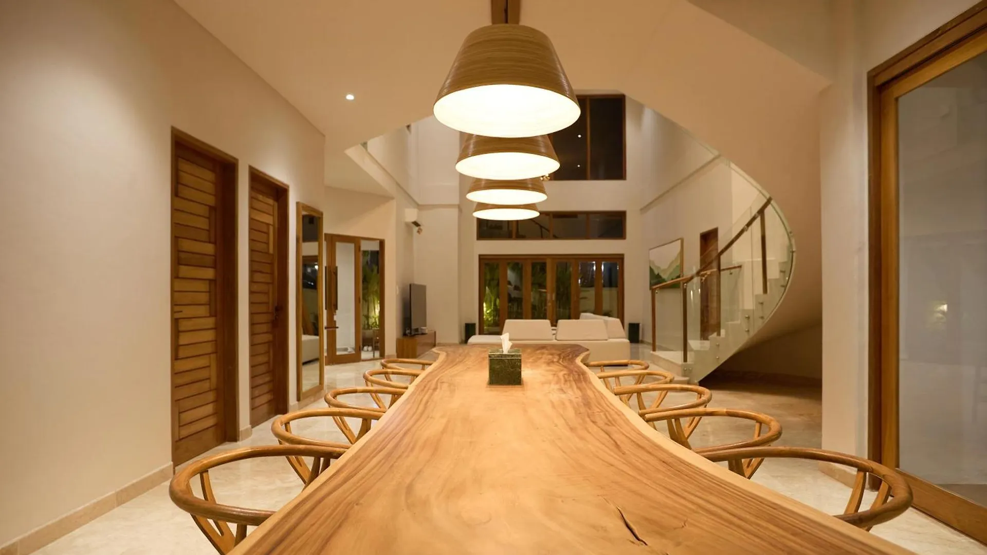 Fale Seminyak - Brand New Modern Luxury 5Br Villa In Seminyak With Private Pool, Gym & Massage Room Seminyak (Bali)